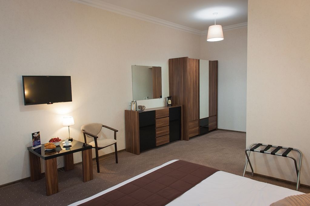 2be Aparts Aparthotel