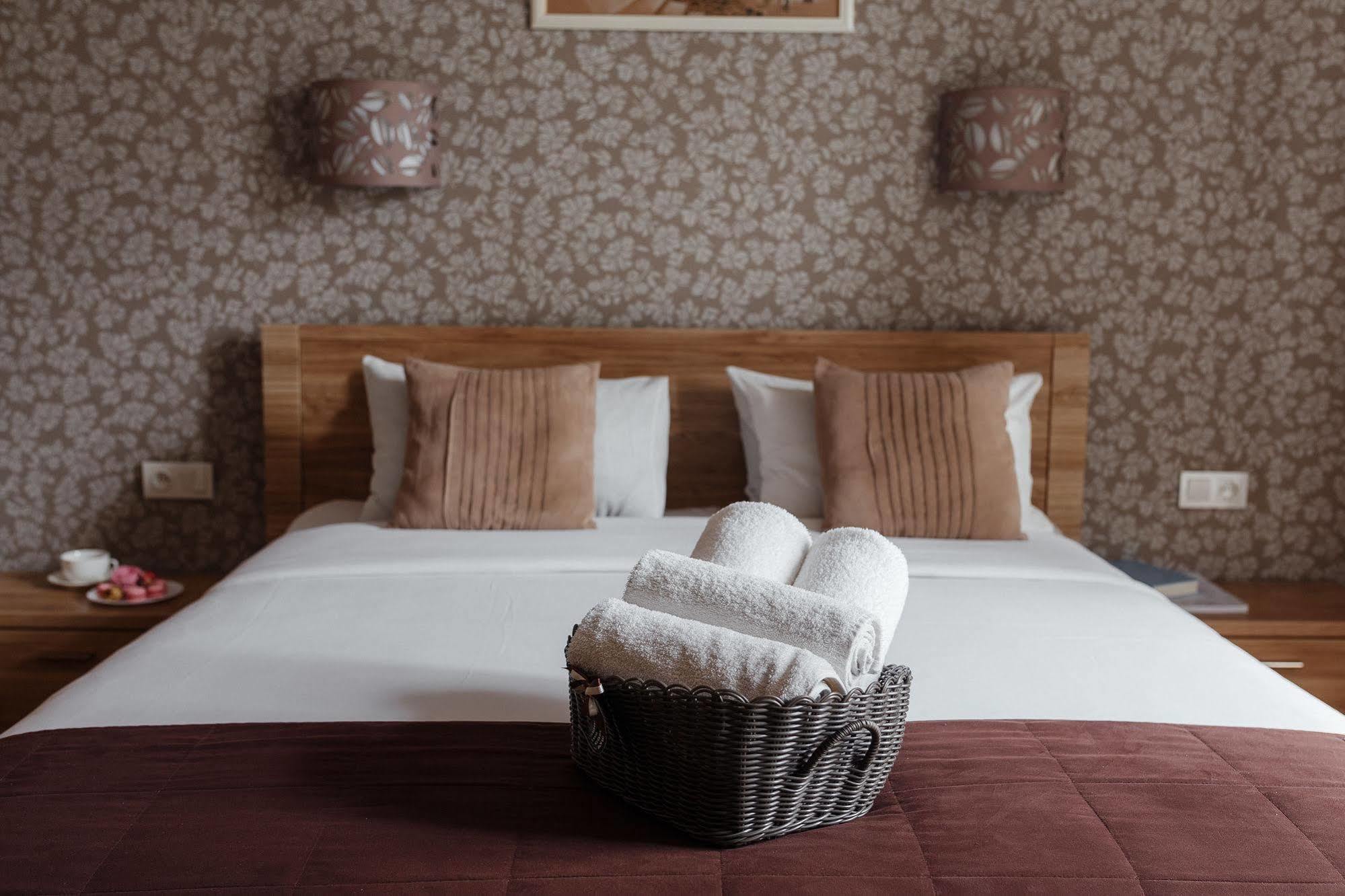 Aparthotel 2be Aparts 3*